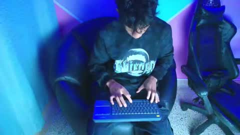 Hares online show from 12/02/25, 03:40