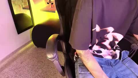 Hares online show from 01/10/26, 01:24