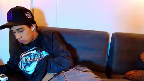 Snapshot of haresandpame_mds chatting on 03/13/26, 02:45 Hares online show from 03/13/26, 02:45