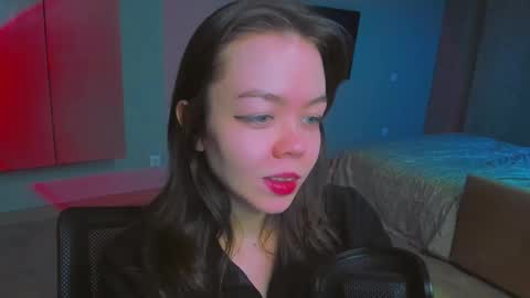 Miss Hari online show from 12/28/24, 12:03