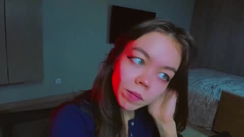 Miss Hari online show from 02/11/25, 09:42