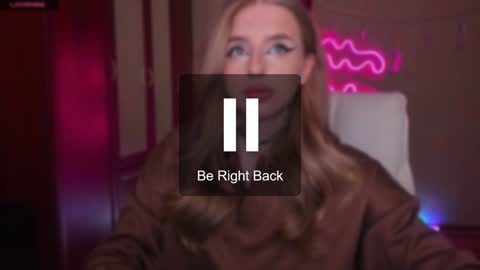 Julia online show from 01/06/25, 04:58