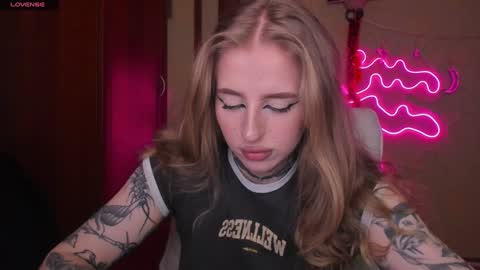 Julia online show from 01/15/25, 05:08