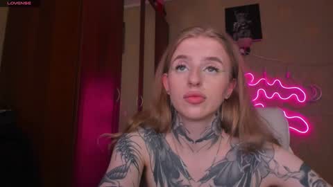 Julia online show from 01/18/25, 07:59