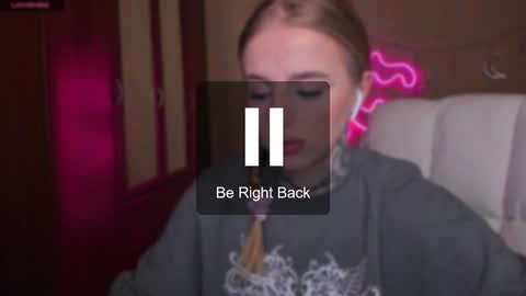 Julia online show from 02/07/25, 05:10