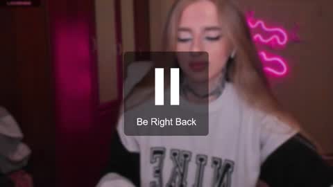 Julia online show from 02/18/25, 05:20