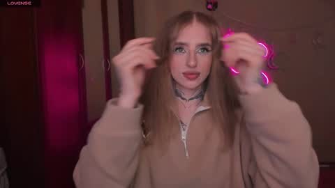 Julia online show from 02/24/25, 05:22