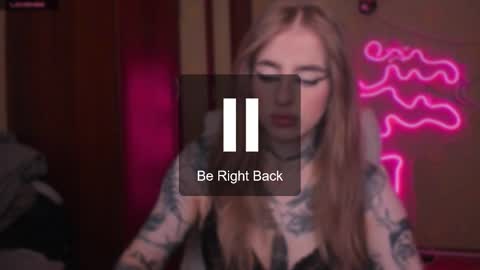 Julia online show from 03/07/25, 05:18