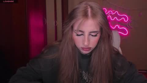 Julia online show from 03/10/25, 05:33