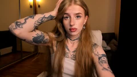 Snapshot of harley_kimm chatting on 06/08/26, 05:19 Julia online show from 06/08/26, 05:19