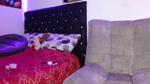 harley_quinnn111 online show from 02/10/25, 12:41