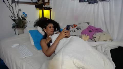 harley_quinns1 online show from 02/13/25, 10:11