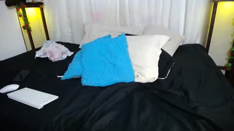 harley_quinns1 online show from 03/06/25, 11:53