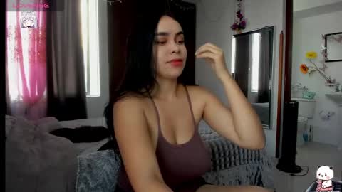 Snapshot of harleynapier chatting on 02/12/25, 03:27 Natii  online show from 02/12/25, 03:27