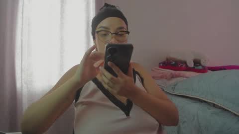 Snapshot of harleynapier chatting on 10/12/25, 04:39 Natii  online show from 10/12/25, 04:39