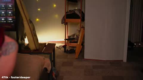 Snapshot of harleyspy chatting on 01/17/26, 04:28 HarleyJeffrey online show from 01/17/26, 04:28