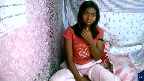 Snapshot of harliva chatting on 04/22/26, 09:38 harliva online show from 04/22/26, 09:38