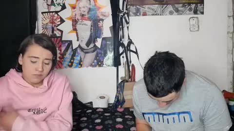 Snapshot of harly_jocker chatting on 12/24/24, 02:01 online show from 12/24/24, 02:01