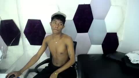 Snapshot of haroldmick chatting on 02/24/26, 08:40 haroldmick online show from 02/24/26, 08:40