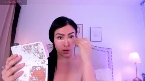 Snapshot of harper_lee__ chatting on 04/10/26, 01:05 Harper online show from 04/10/26, 01:05