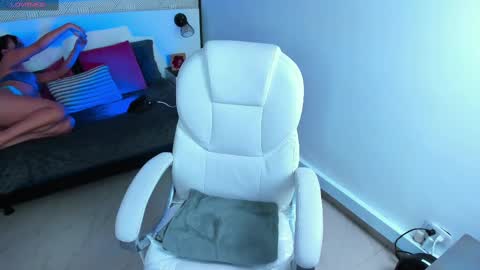 Snapshot of harper_woods chatting on 11/12/25, 07:46 Harper online show from 11/12/25, 07:46