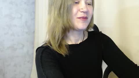 Snapshot of harpersweety chatting on 10/25/25, 11:10 Harper online show from 10/25/25, 11:10