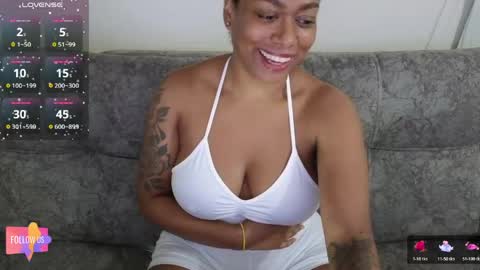 Snapshot of harpertowns chatting on 04/17/26, 12:02 Harper online show from 04/17/26, 12:02