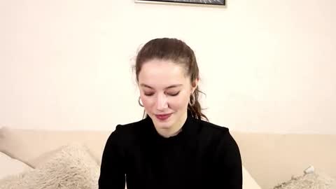 Snapshot of harribliss chatting on 12/15/25, 11:36 Harriet online show from 12/15/25, 11:36