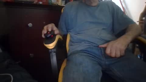 harry1cannary online show from 10/24/25, 03:52