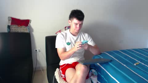 Sebastian online show from 11/11/25, 02:17