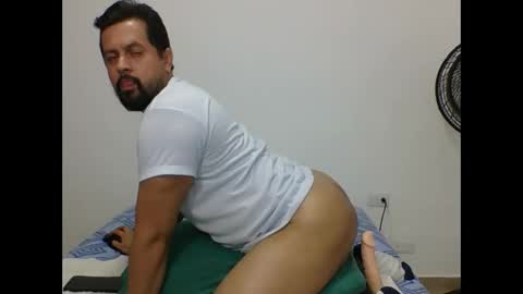 Snapshot of harry_goldenmillerx10fun chatting on 12/07/24, 08:38 Harry online show from 12/07/24, 08:38