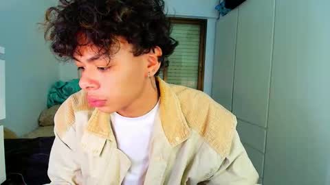 Harry online show from 09/29/25, 01:16