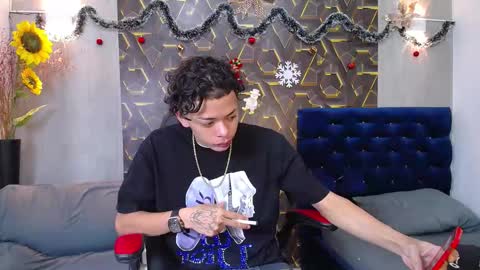 Harry online show from 12/19/25, 09:22