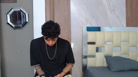 Snapshot of harry_jhonsonn chatting on 03/08/26, 01:03 Harry online show from 03/08/26, 01:03