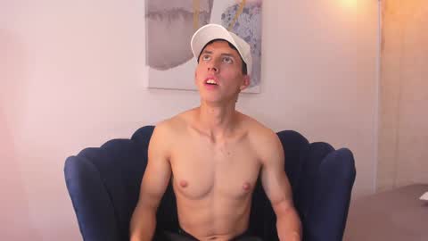   H  K   online show from 09/21/25, 05:36