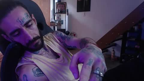 Snapshot of harry_reems_ chatting on 12/24/24, 02:44 OMAR online show from 12/24/24, 02:44