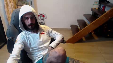 Snapshot of harry_reems_ chatting on 01/02/25, 11:27 OMAR online show from 01/02/25, 11:27