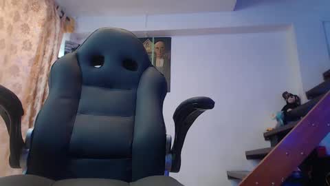 Snapshot of harry_reems_ chatting on 01/12/25, 06:38 OMAR online show from 01/12/25, 06:38