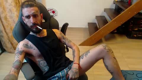 Snapshot of harry_reems_ chatting on 01/14/25, 01:47 OMAR online show from 01/14/25, 01:47