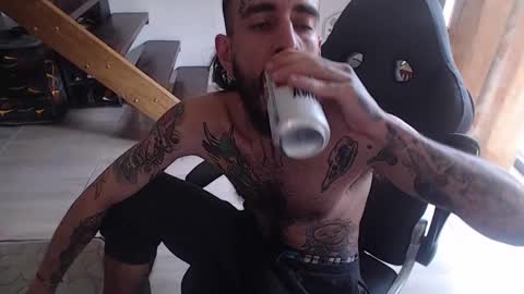 Snapshot of harry_reems_ chatting on 01/15/25, 08:48 OMAR online show from 01/15/25, 08:48