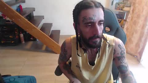 Snapshot of harry_reems_ chatting on 01/19/25, 08:30 OMAR online show from 01/19/25, 08:30