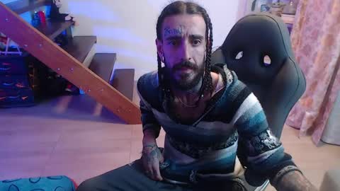 Snapshot of harry_reems_ chatting on 01/20/25, 08:52 OMAR online show from 01/20/25, 08:52