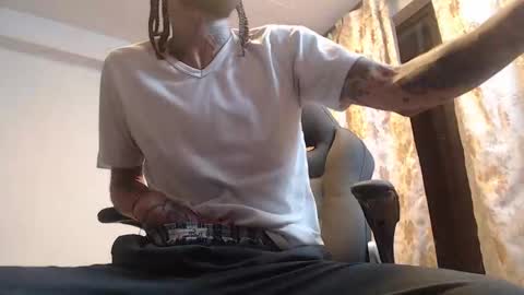 Snapshot of harry_reems_ chatting on 01/21/25, 12:57 OMAR online show from 01/21/25, 12:57