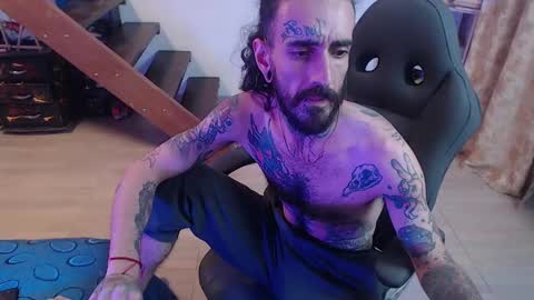 Snapshot of harry_reems_ chatting on 01/23/25, 09:39 OMAR online show from 01/23/25, 09:39