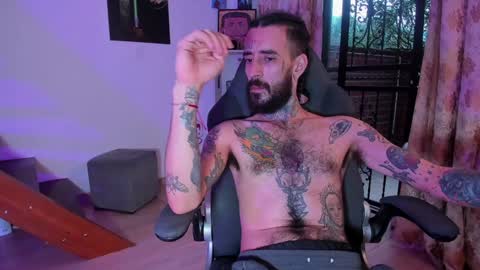 Snapshot of harry_reems_ chatting on 01/26/25, 11:39 OMAR online show from 01/26/25, 11:39