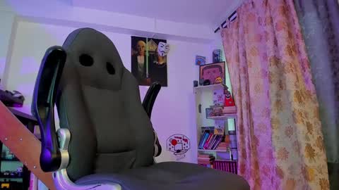 Snapshot of harry_reems_ chatting on 01/27/25, 12:05 OMAR online show from 01/27/25, 12:05