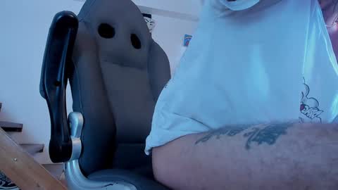 Snapshot of harry_reems_ chatting on 01/29/25, 07:22 OMAR online show from 01/29/25, 07:22