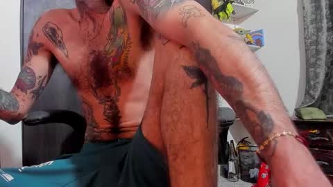 Snapshot of harry_reems_ chatting on 10/19/25, 06:36 OMAR online show from 10/19/25, 06:36