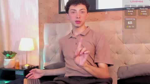 Snapshot of harry_salvatore chatting on 05/22/26, 11:38 Harry Salvatore online show from 05/22/26, 11:38