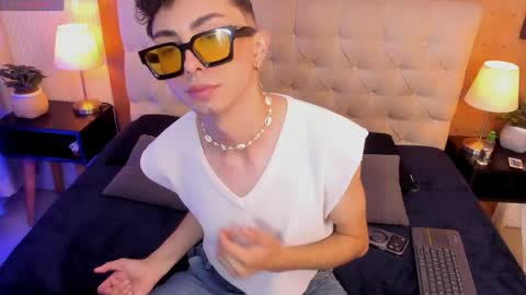 Snapshot of harry_salvatore chatting on 05/27/26, 11:40 Harry Salvatore online show from 05/27/26, 11:40